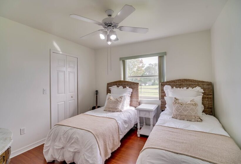 Port St Lucie Canal Front Home W/ Heated Pool!