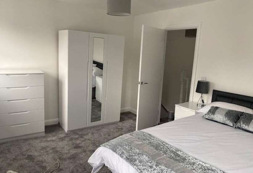 Резиденция Home Sleeps5 Netflix Parkg Near City Center/etihad