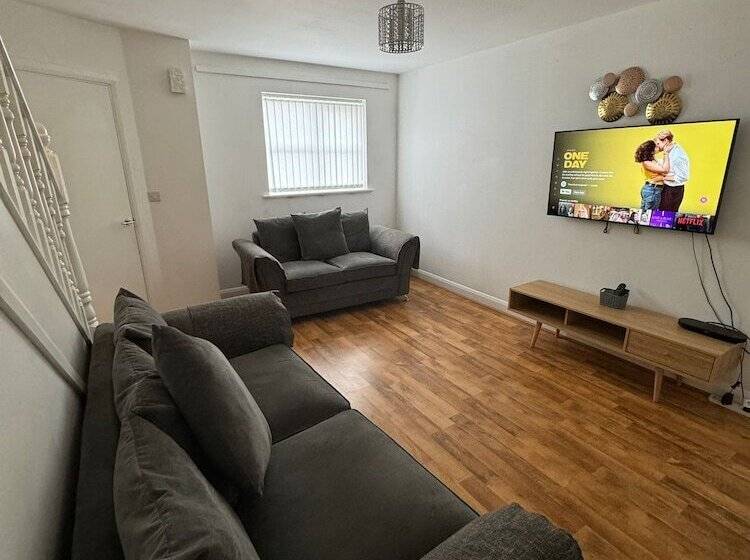 Резиденция Home Sleeps5 Netflix Parkg Near City Center/etihad