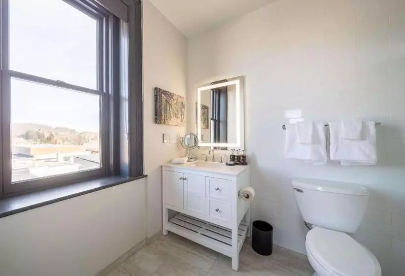 Tygart Hotel, Ascend Hotel Collection