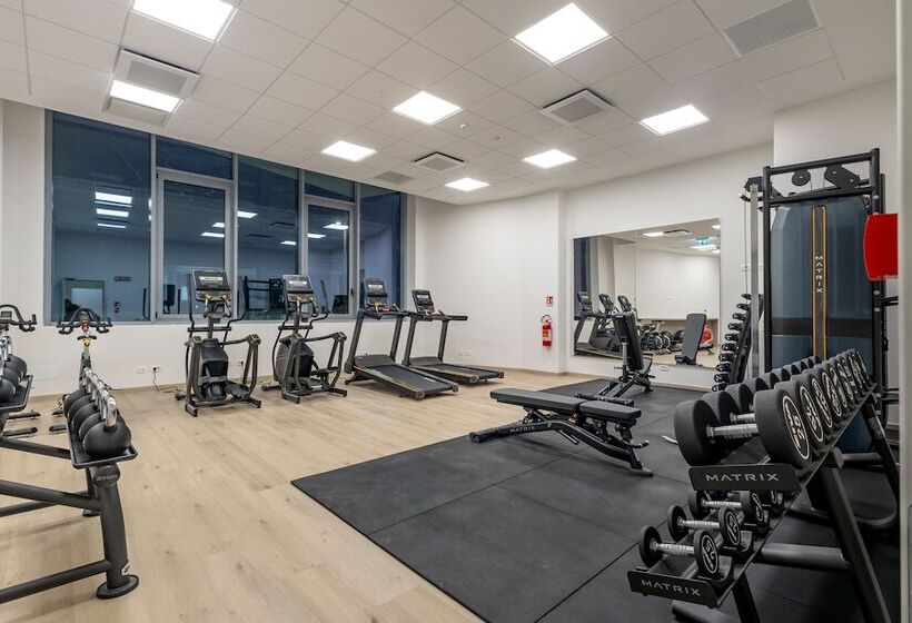 هاستل Florentia Living Stays