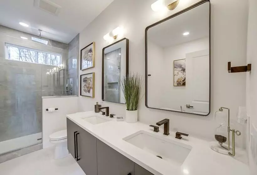 Fennville Vacation Rental: Seasonal Heated Pool!