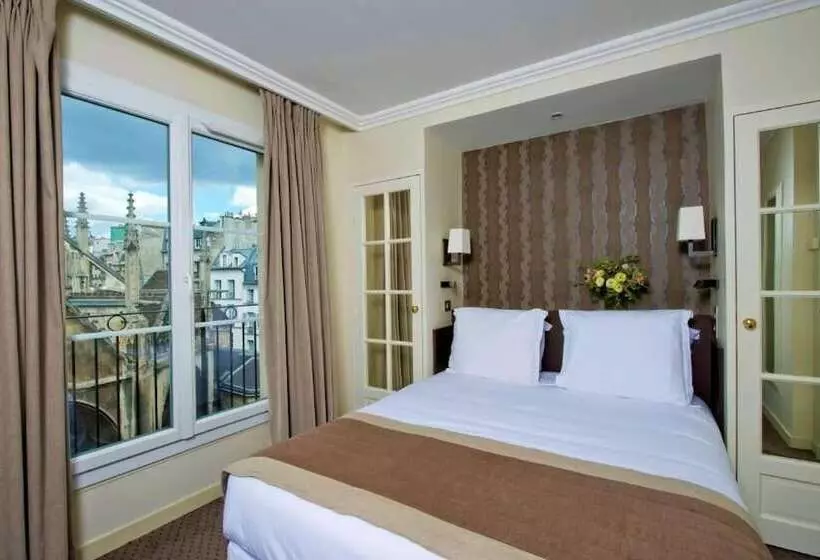 Herbert George Apartment