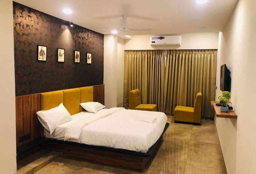 Hotel The Grand Unity