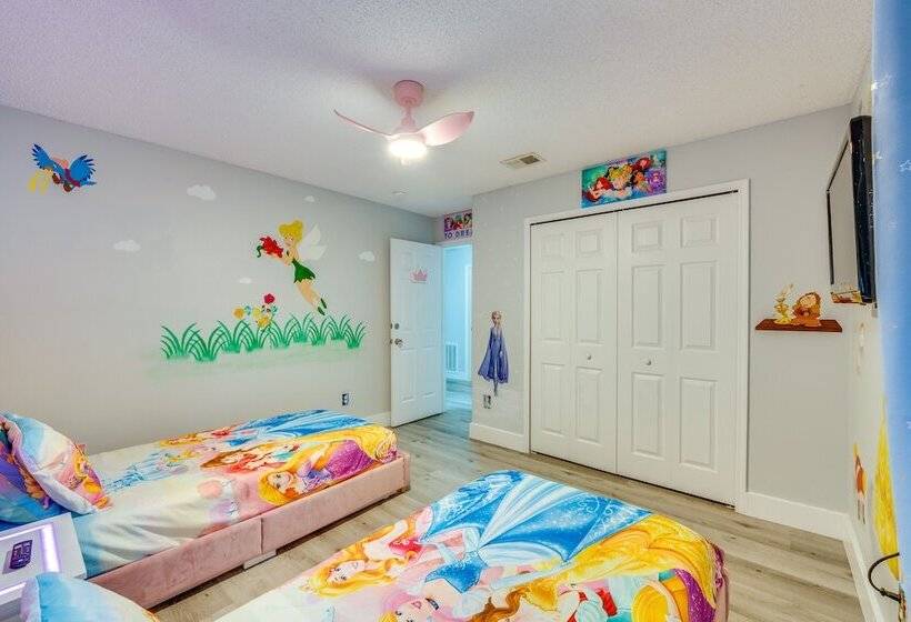 Kissimmee Oasis W/ Pool & Grill: 8 Mi To Disney!