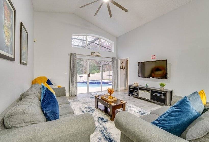 Kissimmee Oasis W/ Pool & Grill: 8 Mi To Disney!