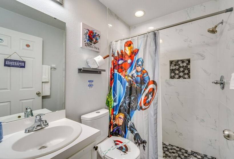 Kissimmee Oasis W/ Pool & Grill: 8 Mi To Disney!