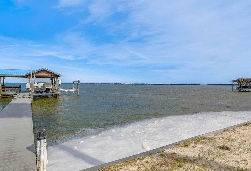 Lakefront Yalaha Home W/ Private Dock!