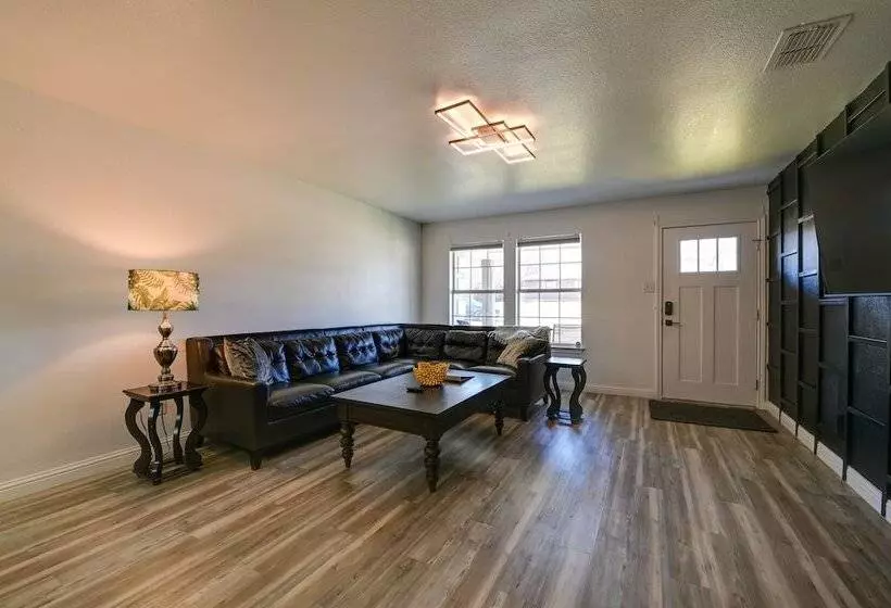 Little Elm Pearl, Near Park & Lewisville Lake!