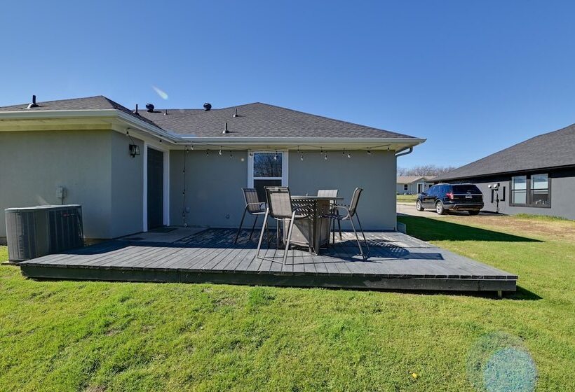 Little Elm Pearl, Near Park & Lewisville Lake!