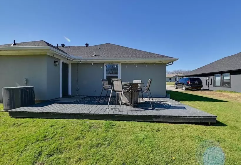 Little Elm Pearl, Near Park & Lewisville Lake!