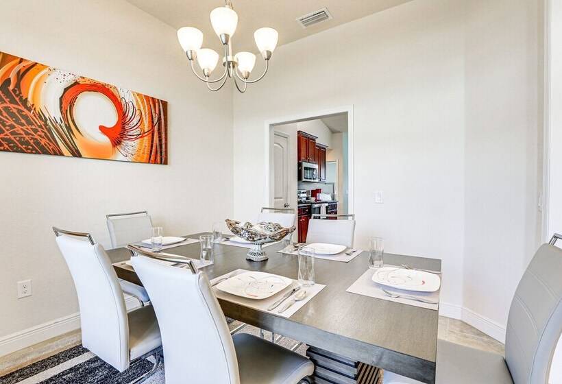 Modern Canalfront Home In Rotonda West W/ Lanai!