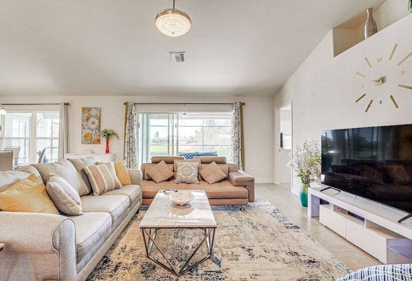 Modern Canalfront Home In Rotonda West W/ Lanai!