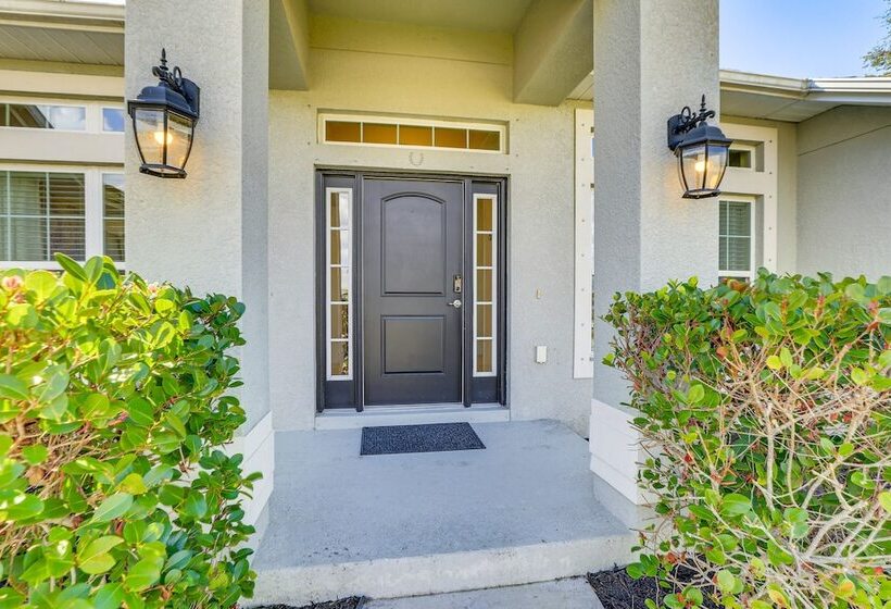 Modern Canalfront Home In Rotonda West W/ Lanai!