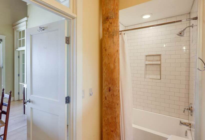 Mountain View Laurel Respite On 20 Private Acres!