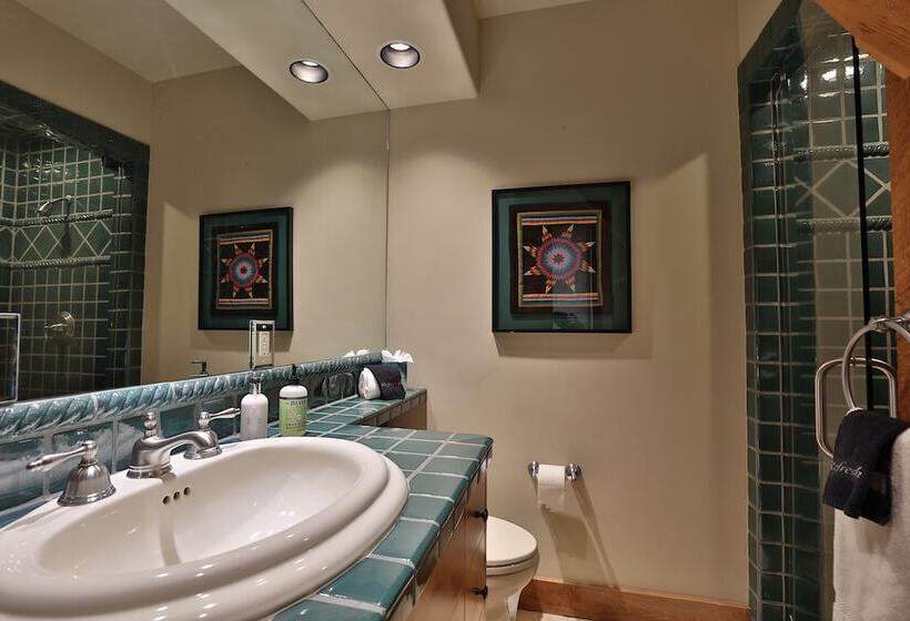 Mountain Village Marvel W/ Hot Tub & Home Gym!