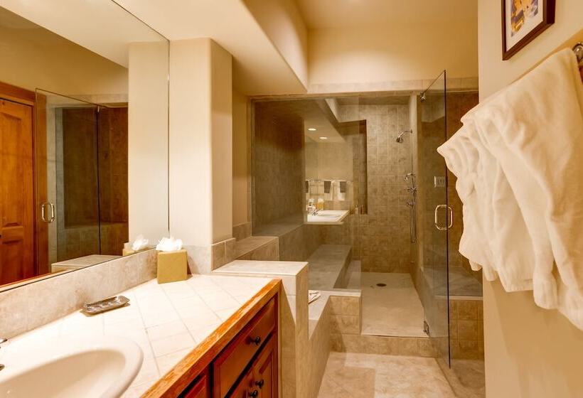 Mountain Village Marvel W/ Hot Tub & Home Gym!