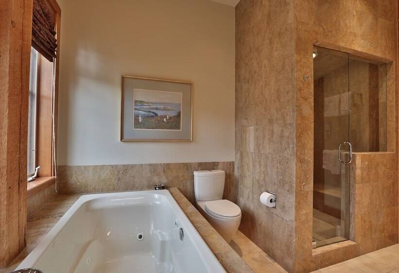 Mountain Village Marvel W/ Hot Tub & Home Gym!