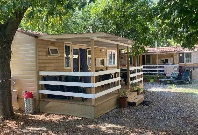 پانسیون Room In Mobile Home   Greenchalets Tuscany Viareggio