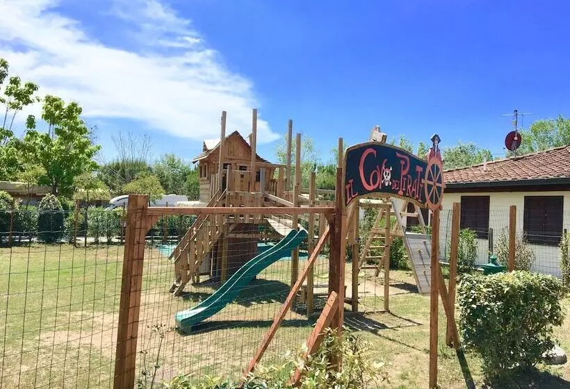 پانسیون Room In Mobile Home   Greenchalets Tuscany Viareggio