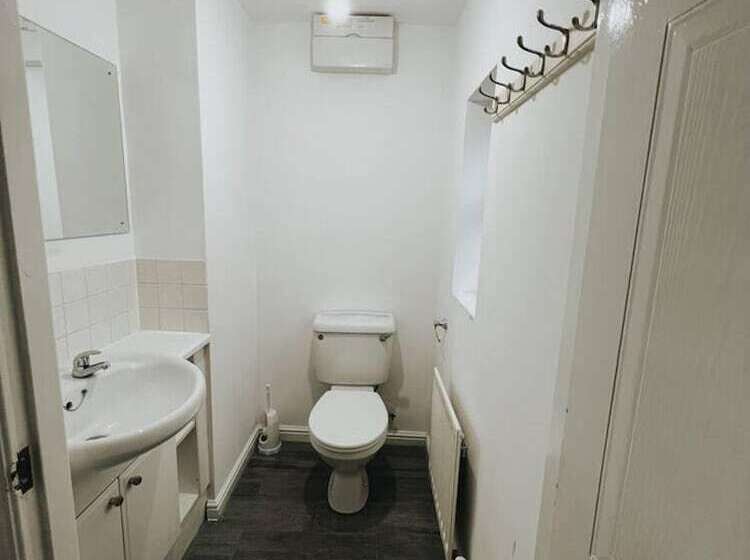 레지던스 Stunning 3 Bed House In Oldbury