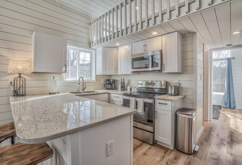 2br Loftcozy Bungalowhistoric Neighborhood