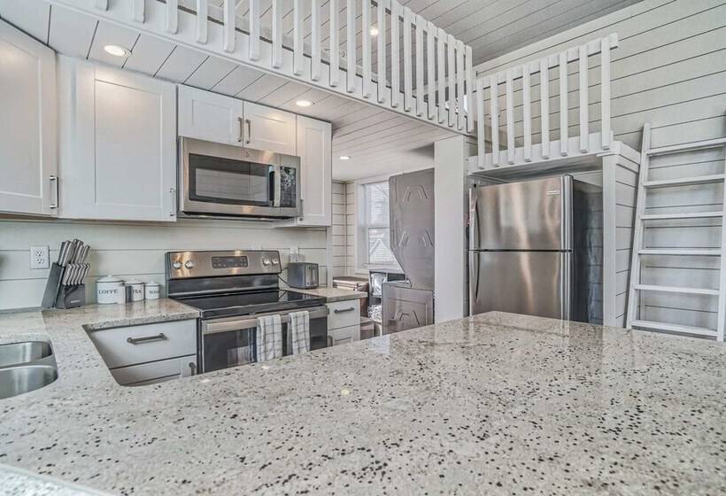 2br Loftcozy Bungalowhistoric Neighborhood