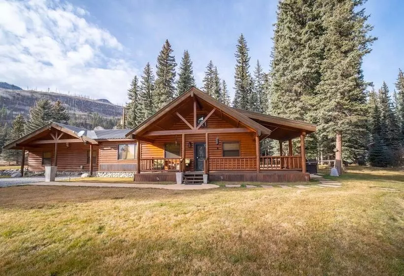 Bear Paw Lodge & Vacation Homes
