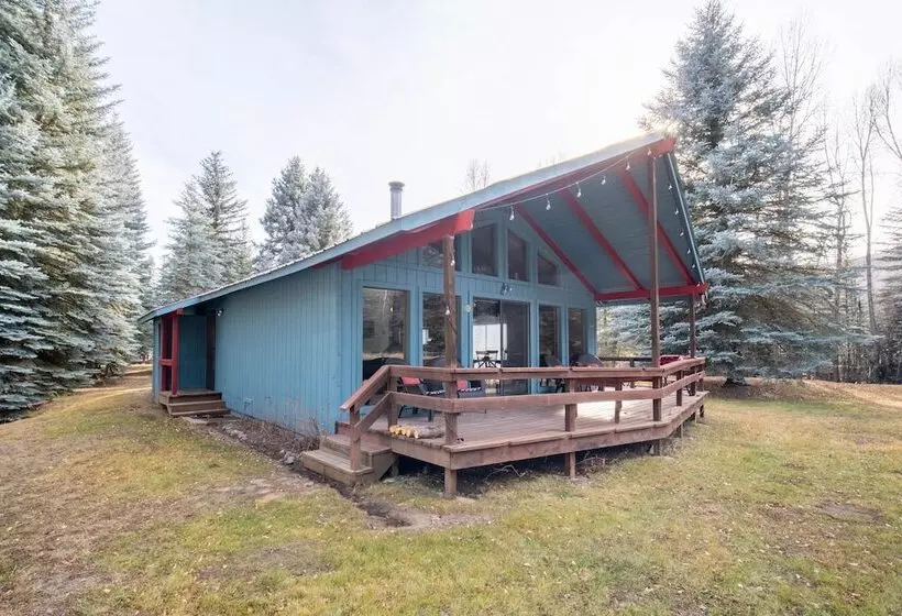 Bear Paw Lodge & Vacation Homes