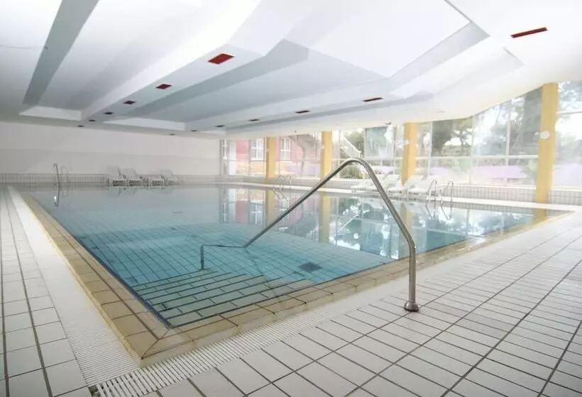 Hotelli Resort Centinera