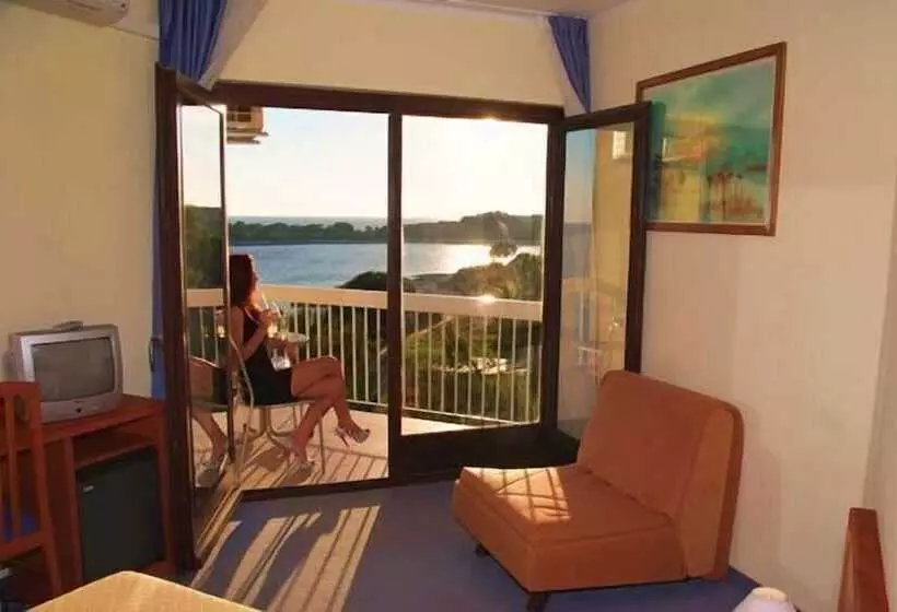 Hotelli Resort Centinera