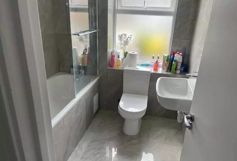 Hotelli Rahal Ilford