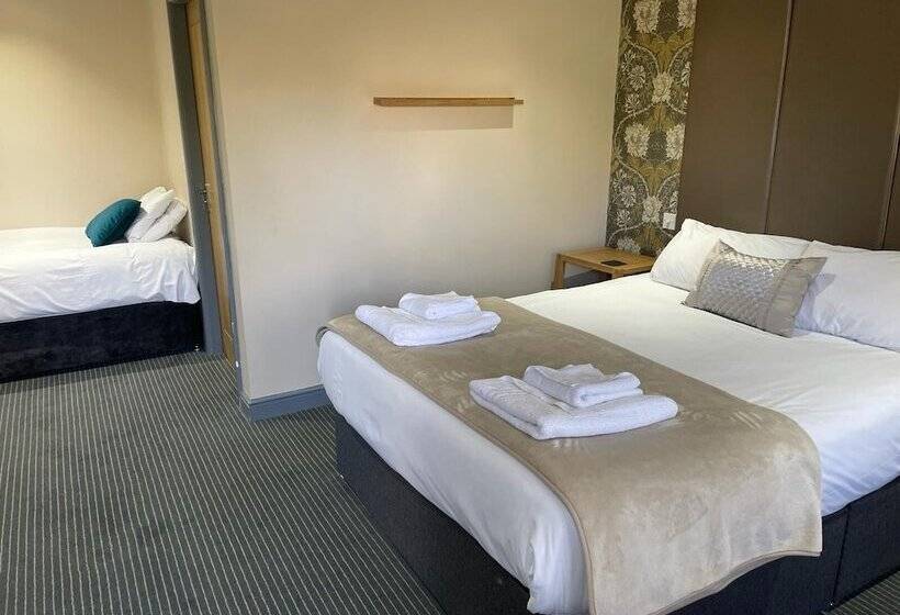 The New Hobbit Hotel Rooms