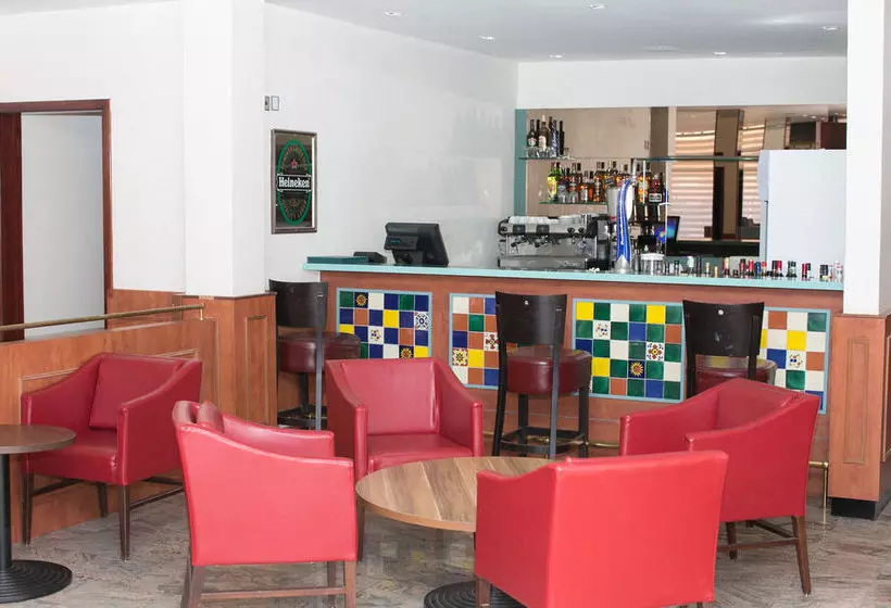 Alisa Hotel Labone