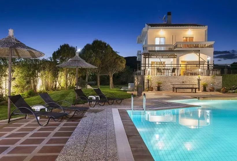 Alkyoni Villa