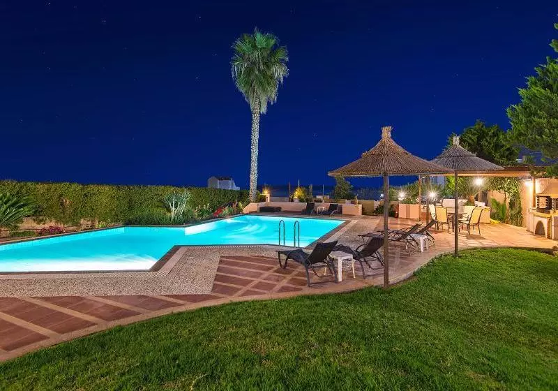 Alkyoni Villa