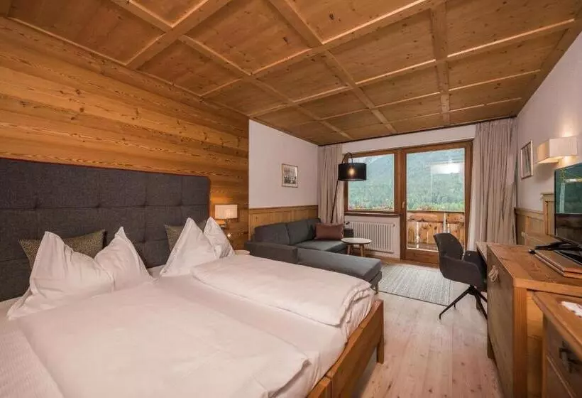 Berghotel   Sexten