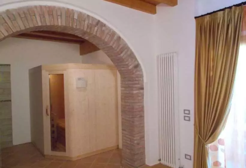 ホテル Agriturismo Al Tralcio