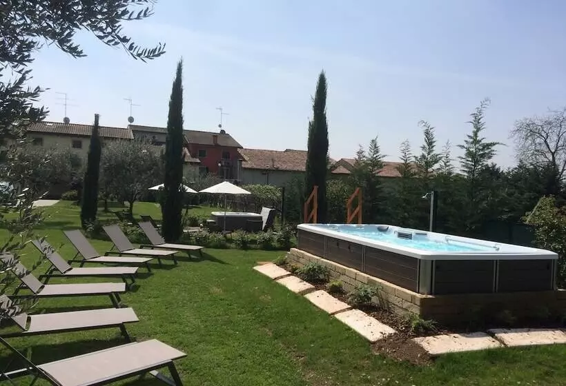 ホテル Agriturismo Al Tralcio