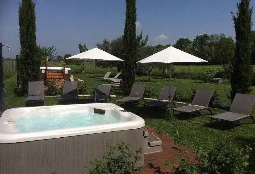 ホテル Agriturismo Al Tralcio