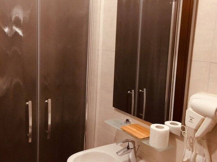 فندق Agriturismo Al Tralcio