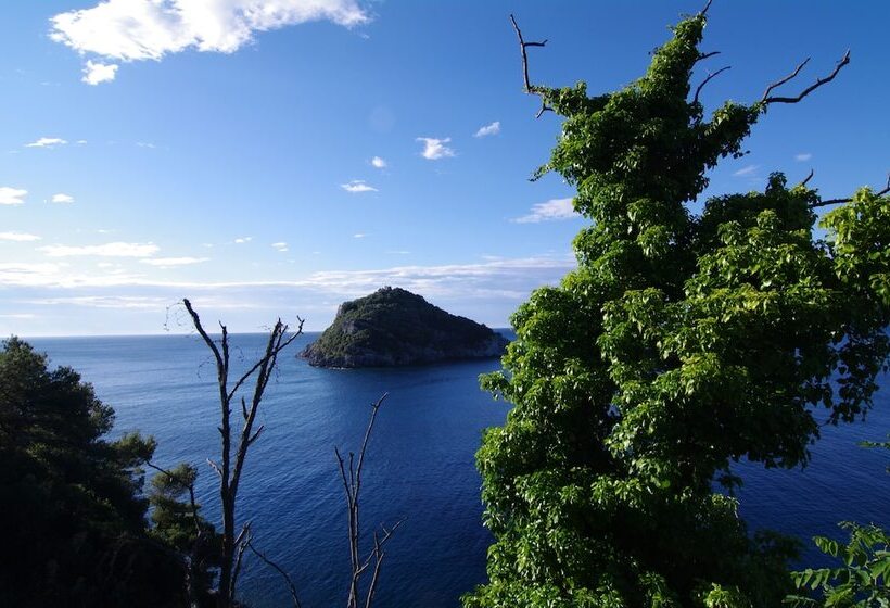 Hotel Albergo Madri Pie