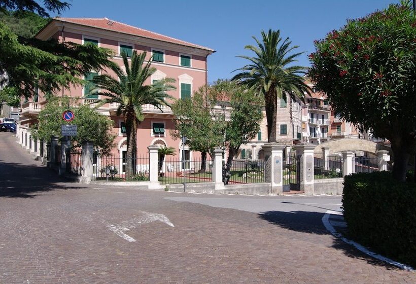 Hotel Albergo Madri Pie