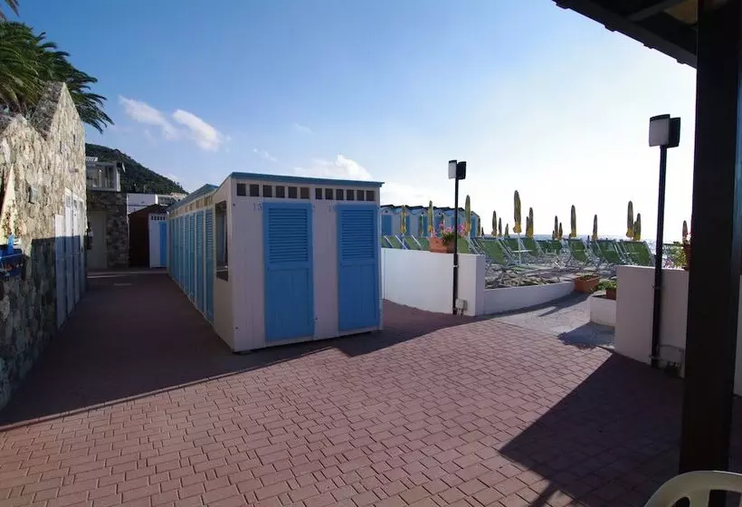 ホテル Albergo Madri Pie