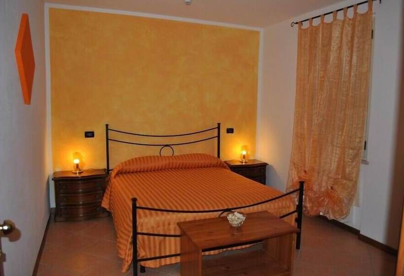 Отель Albergo Quattro Pini