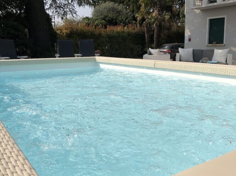 ホテル Betty's House