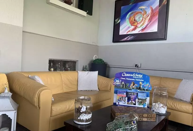 هتل Betty's House