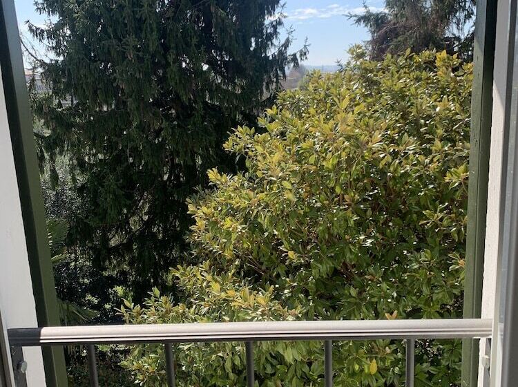 ホテル Betty's House