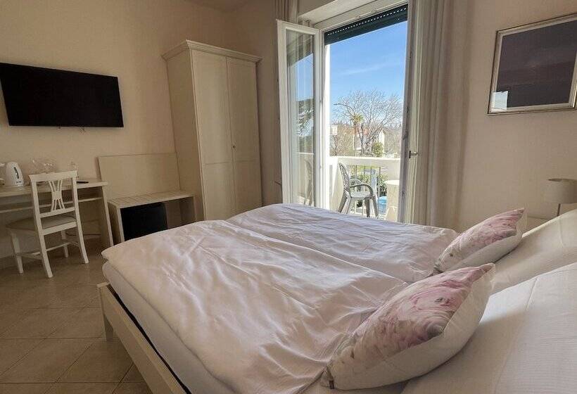 ホテル Betty's House