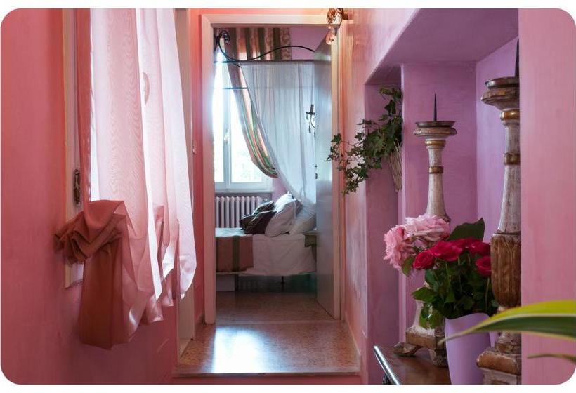 هتل Romantica Possibilità Di Self Checkin